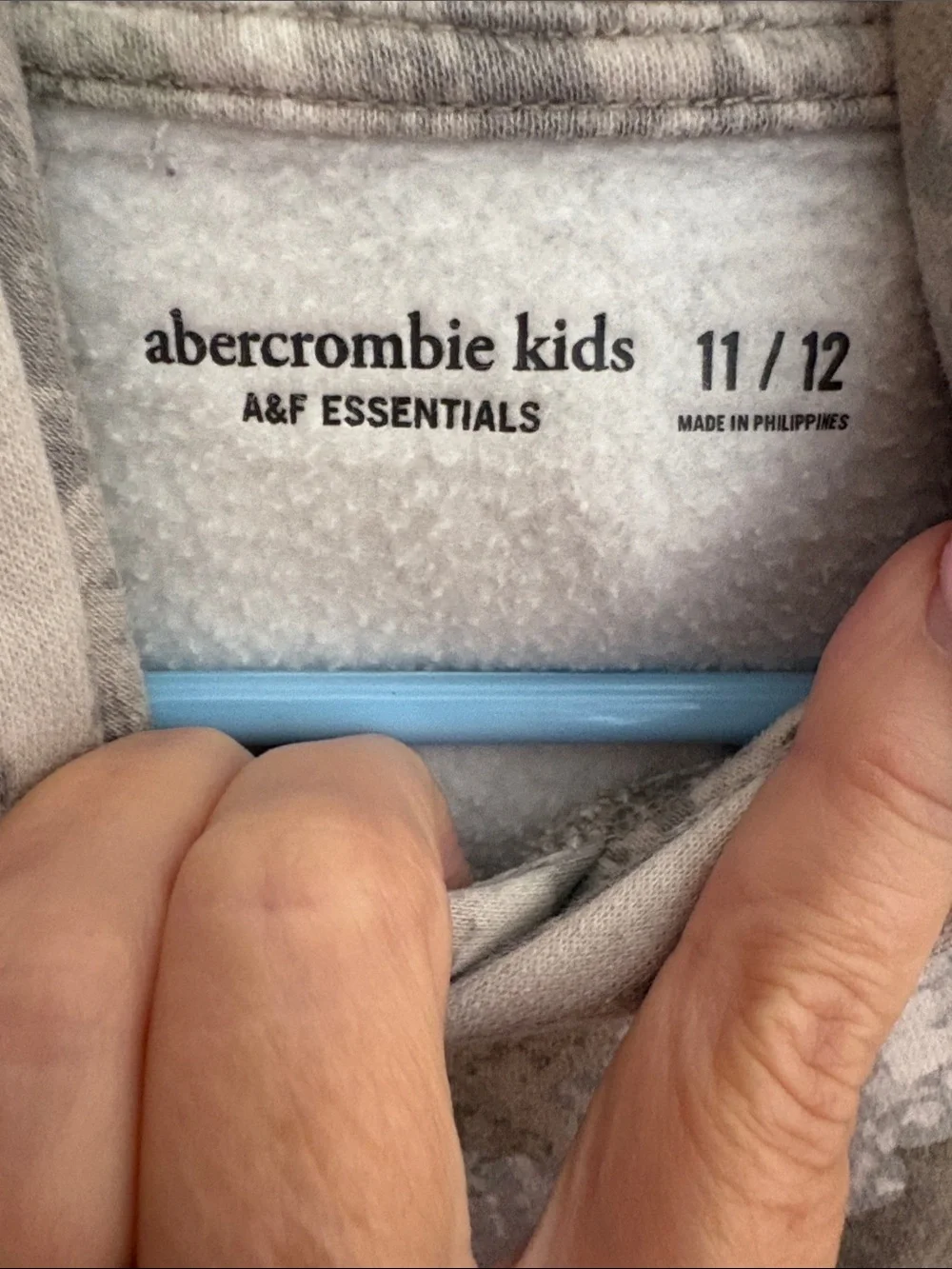 abercrombie kids size 12 Gray camo Sweatshirt hoodie with leaves in brown/green